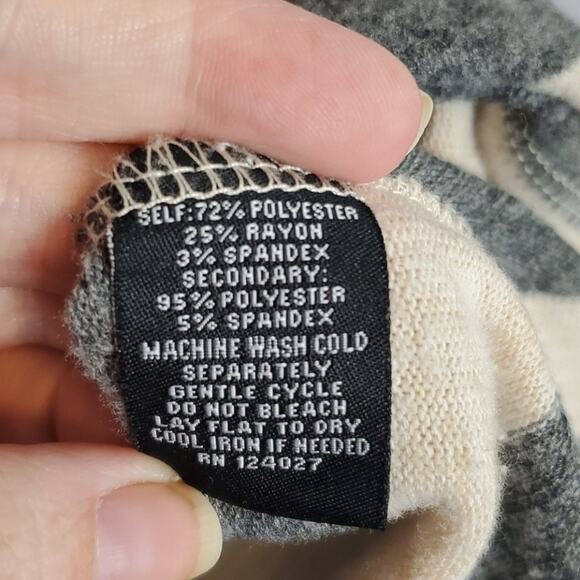 Signature Studio Dolman Sleeve Striped Sweater, L - Picture 6 of 6